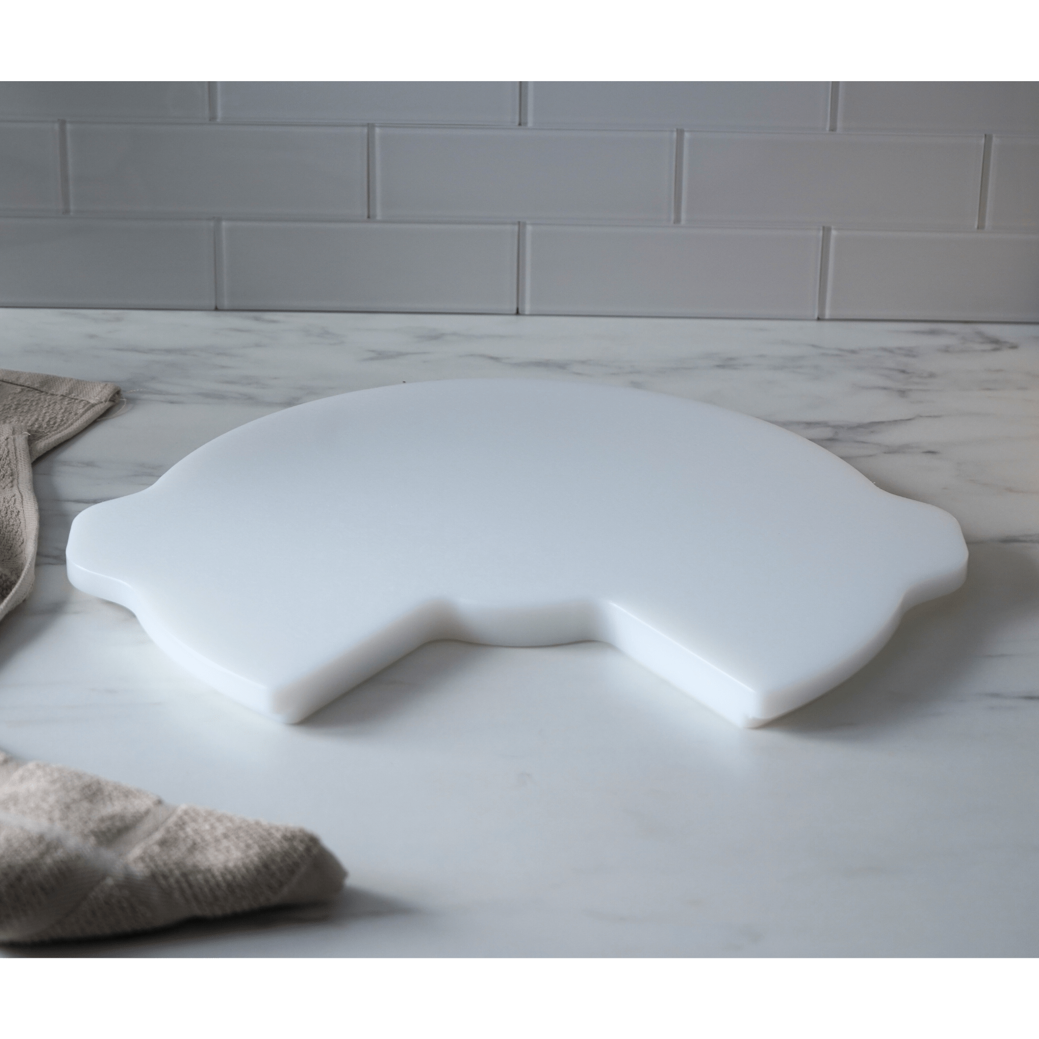 Plastic SwivelServe™ Cutting Board - SwivelServe